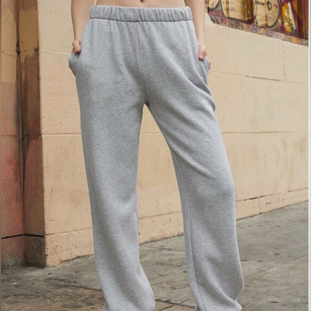 Brandy Melville Rosa Sweatpants
